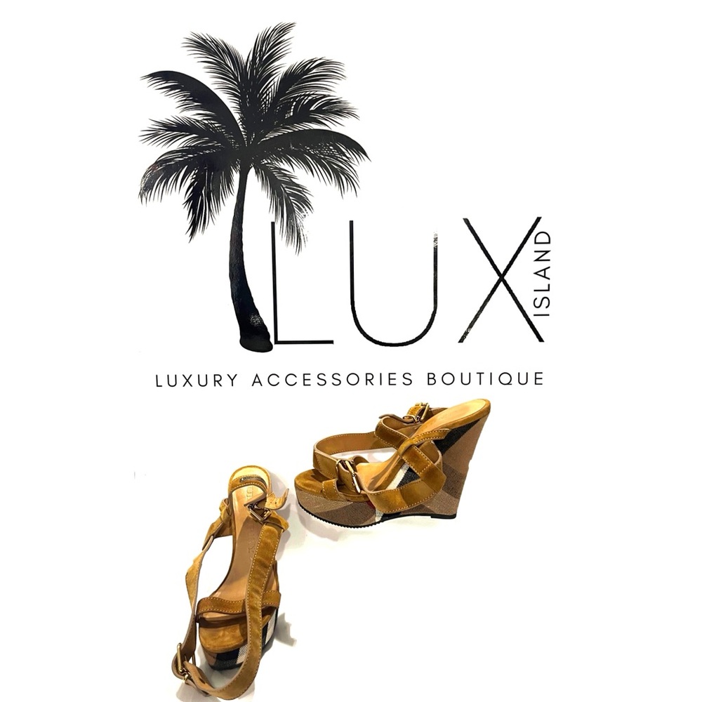 LUX ISLAND | Burberry Wedges